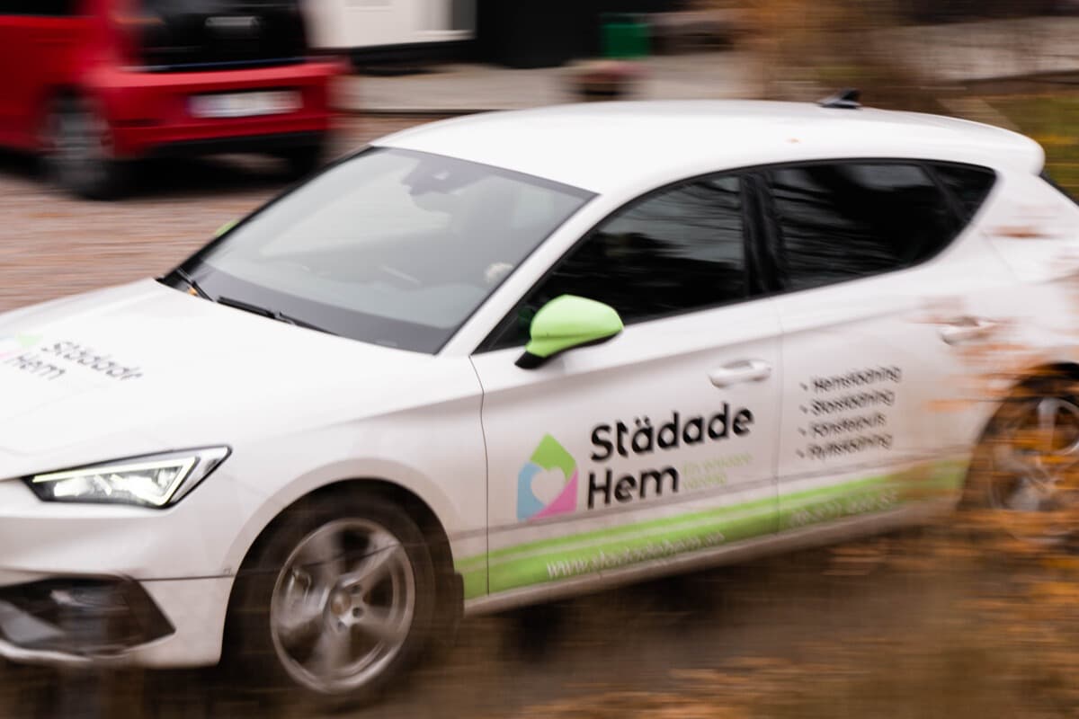 hemstädning älta